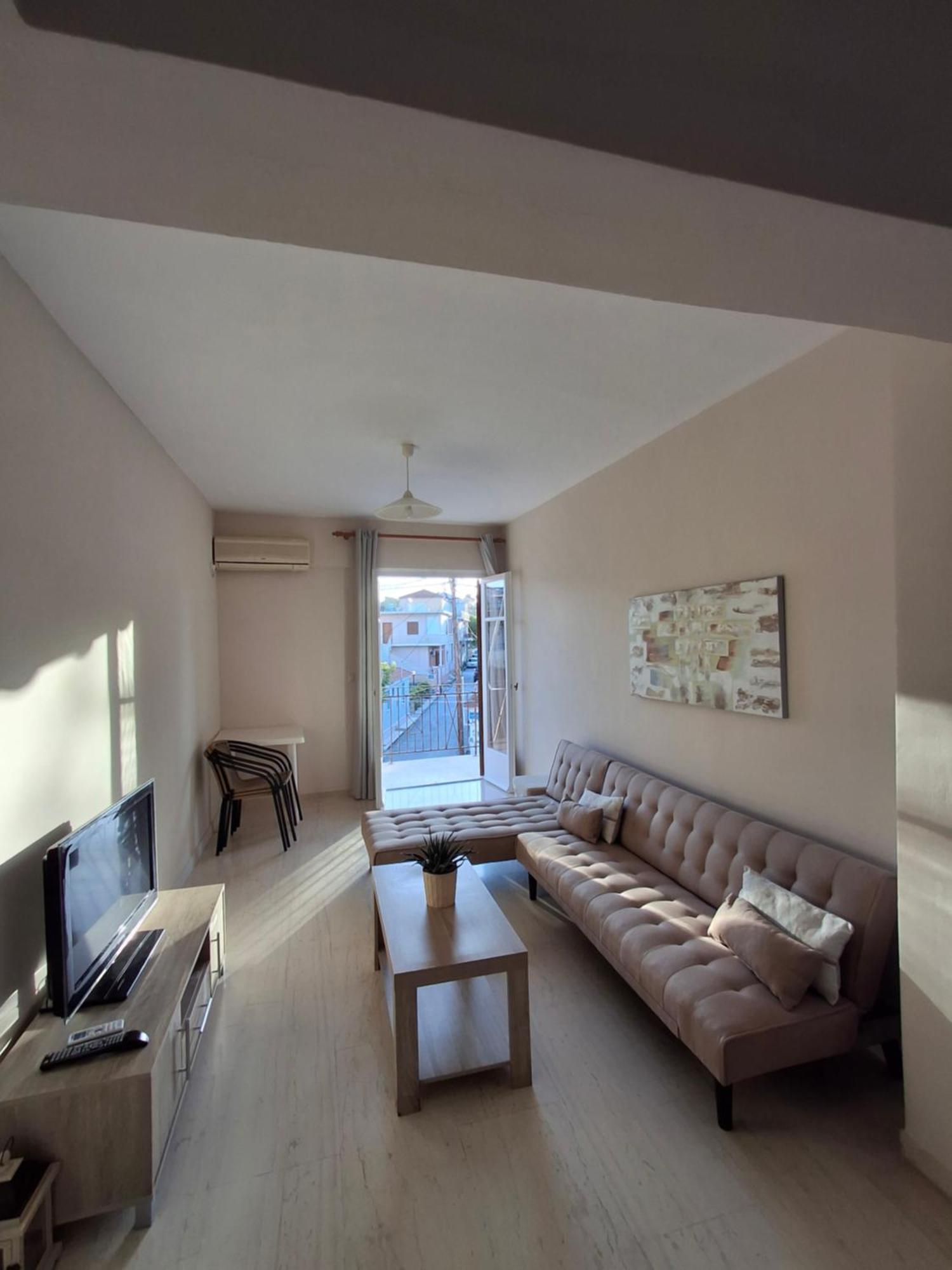Tasias Apartments Lixouri Esterno foto